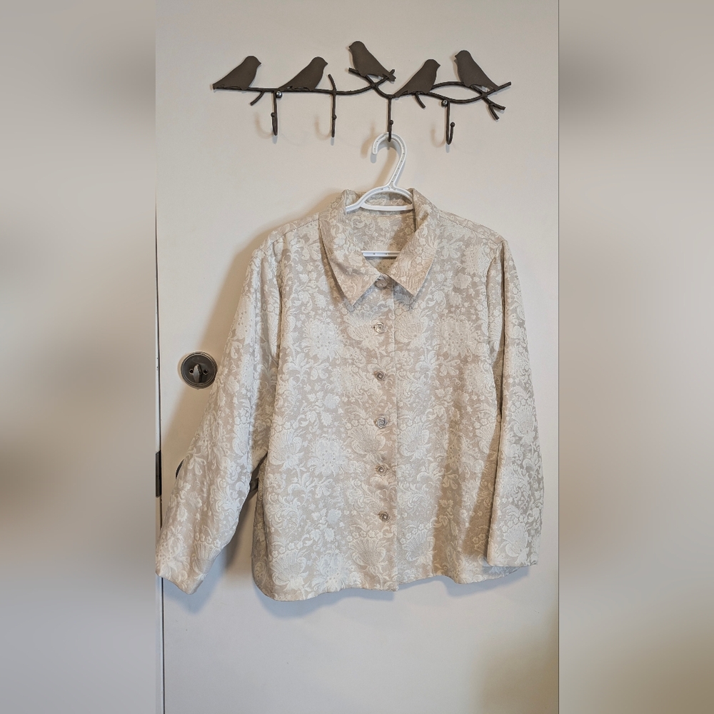 🤍Vintage Elegant Cream Floral Women's Top🤍